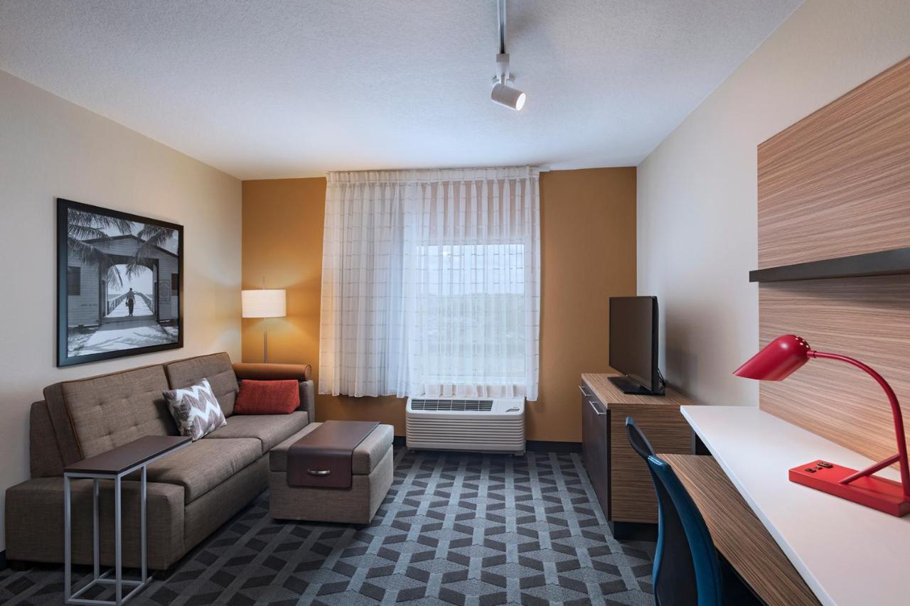 Towneplace Suites By Marriott Naples Vineyards Esterno foto